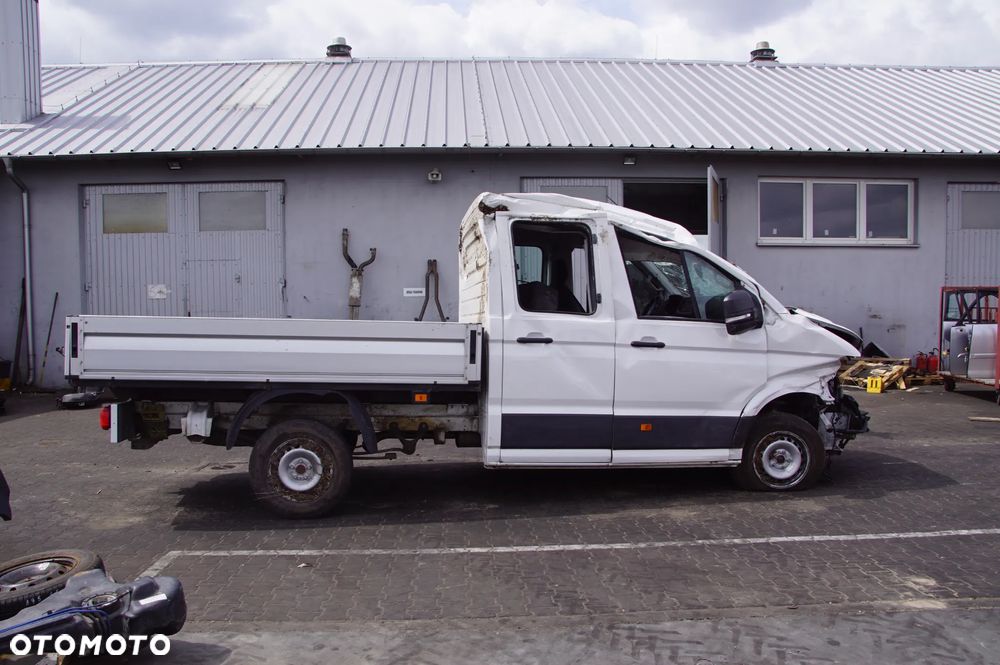 Auto na części  Volkswagen Crafter 2 II 2.0 TDI 140 KM DNA SKRZYNIA 6 VLE MANUALNA KOLOR LB9A 2024R Silnik 44 TYŚKM Skrzynia Drzwi Lusterko Szyba Sterownik Deska Kokpit Licznik doka fotel drzwi paka skrzynka felga skrzynia silnik maglownica - 7