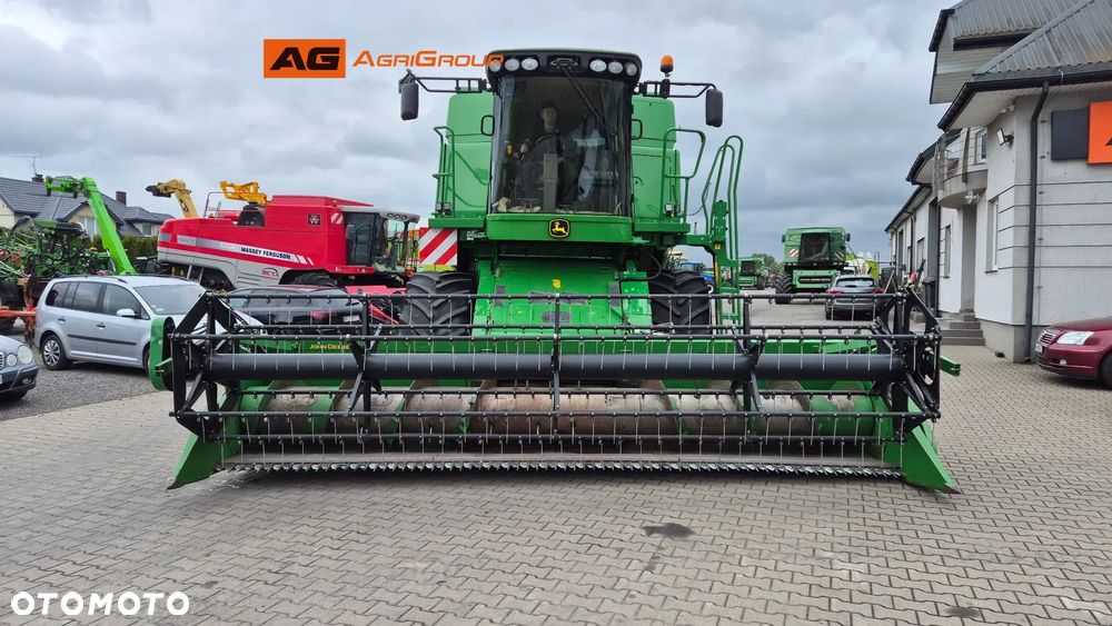 John Deere T560i HillMaster 2011R - 9
