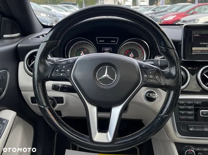 Mercedes-Benz CLA 250 7G-DCT - 13