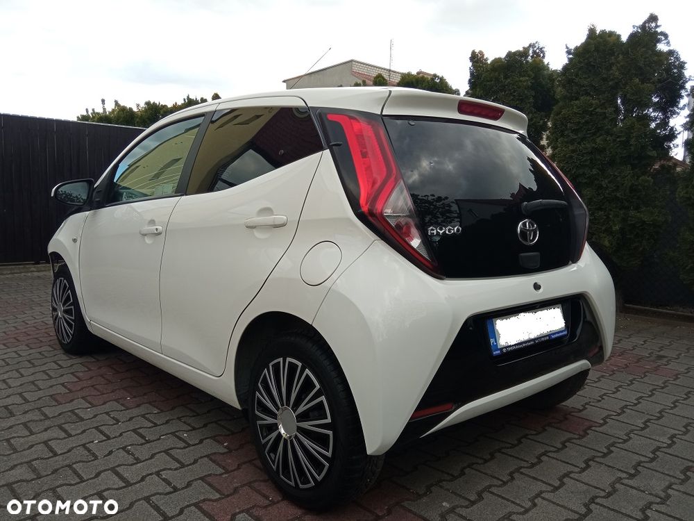 Toyota Aygo x-style - 3