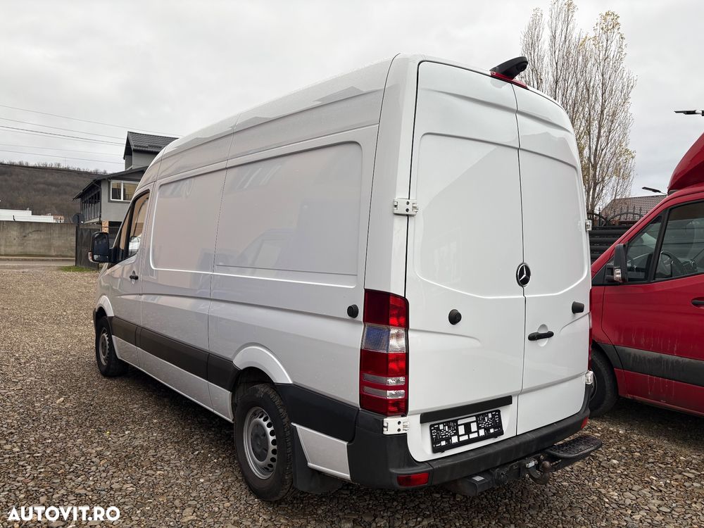 Mercedes-Benz Sprinter - 4