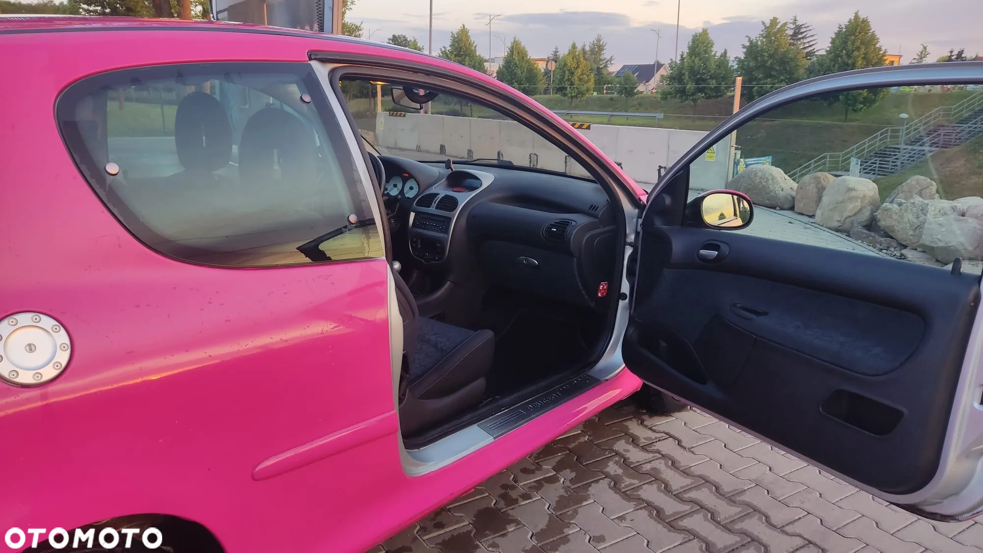 Peugeot 206 - 32