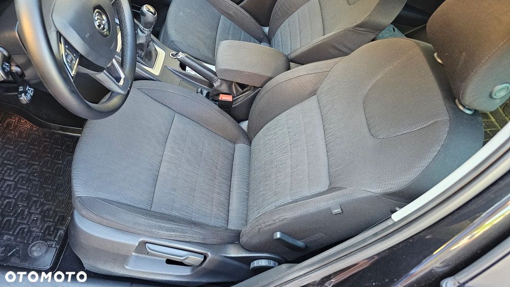 Skoda Octavia 2.0 TDI Elegance - 29