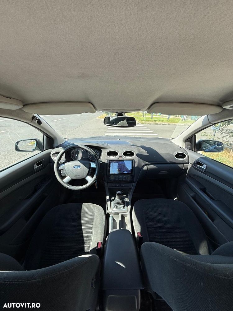 Ford Focus 2.0 TDCi Ghia - 18