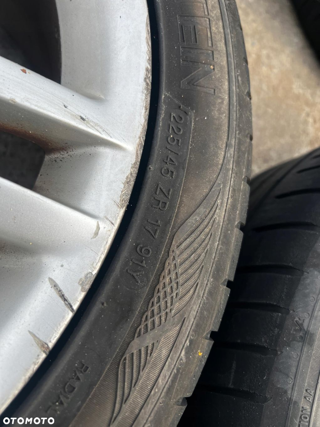 KOŁA FELGI OPONY LETNIE AUDI A3 8P 225/45 R17 - 12