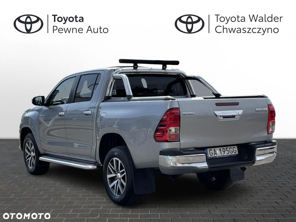 Toyota Hilux 2.4 D-4D Double Cab SR5 4x4 - 3