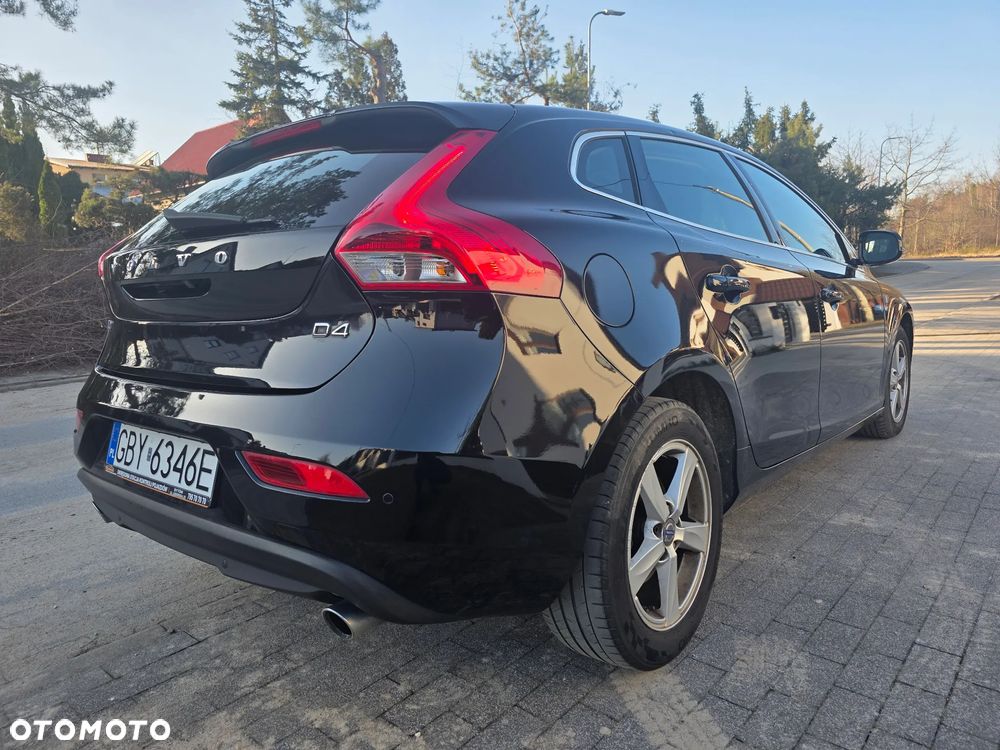 Volvo V40 D4 Ocean Race - 12