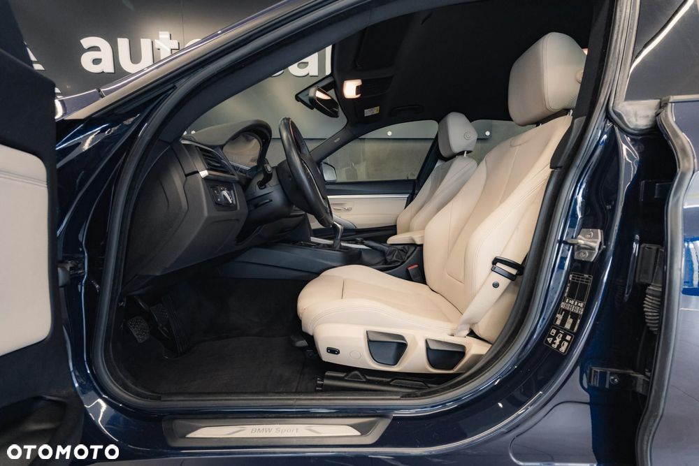 BMW 3GT 320i xDrive Sport Line - 14