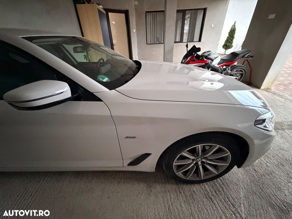 BMW Seria 5 520d xDrive AT - 6