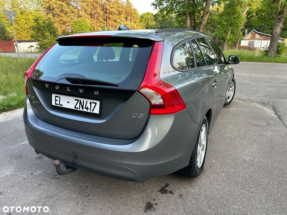 Volvo V60 D3 Geartronic Momentum - 10