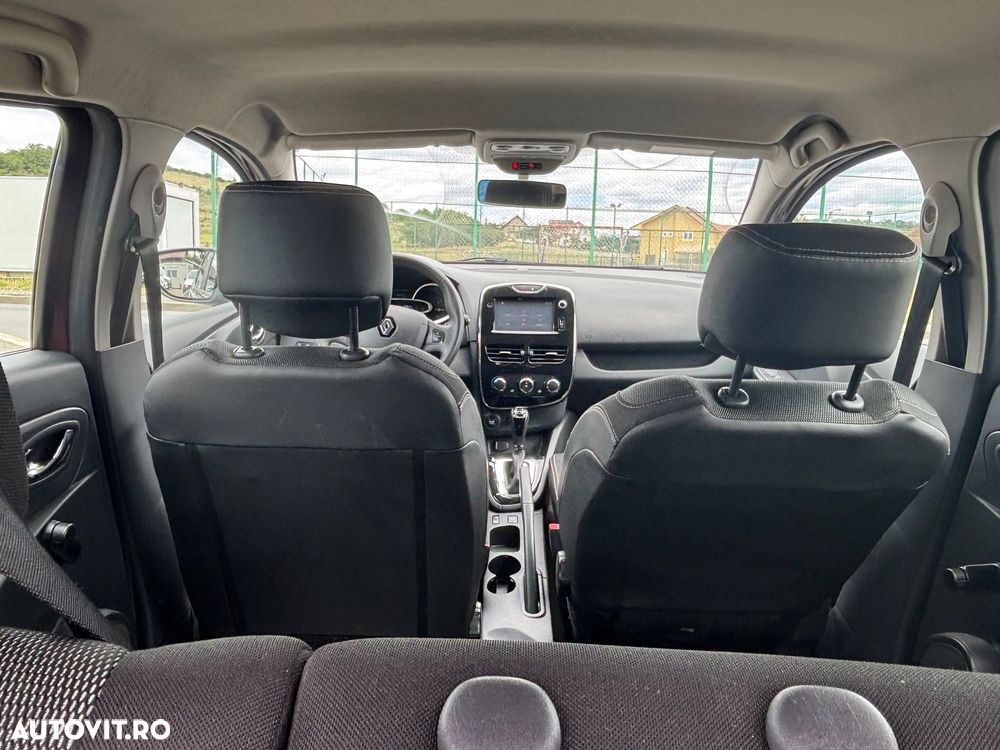 Renault Clio - 10