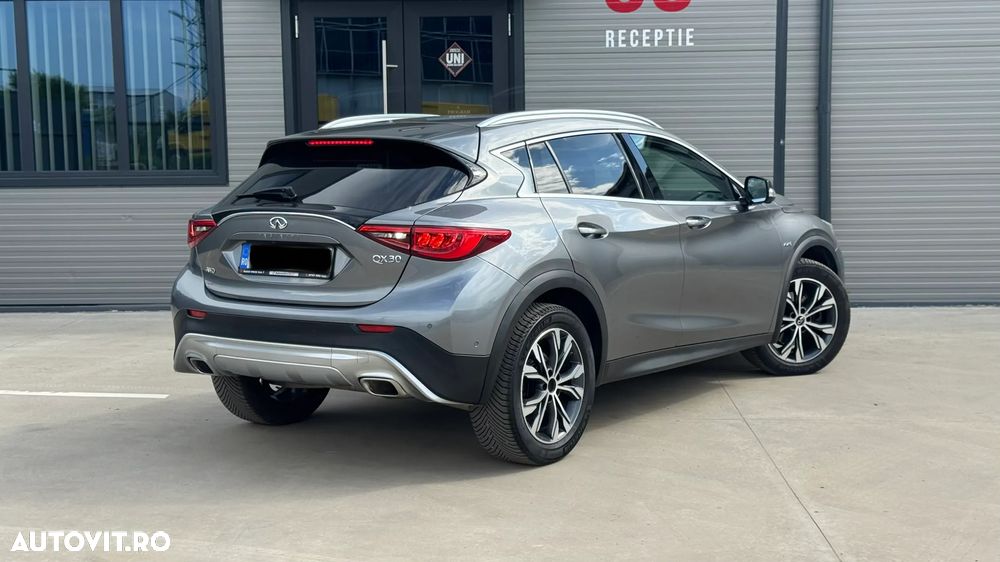 Infiniti QX30 2.2d DCT AWD Premium - 4