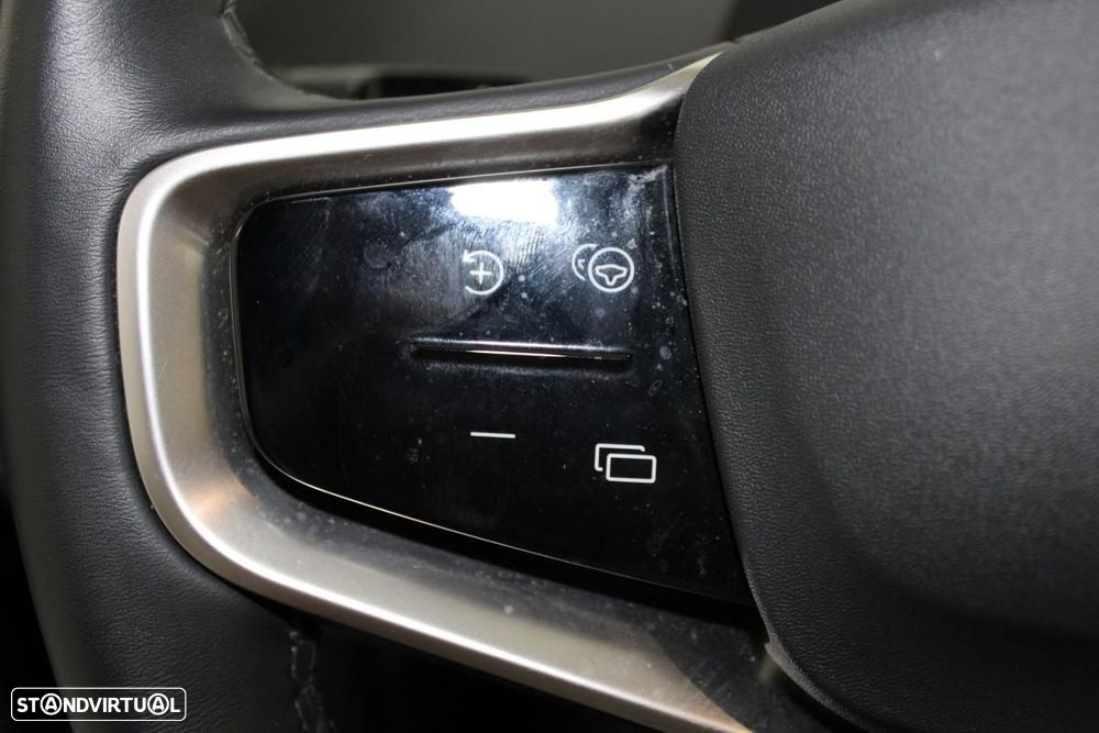 Volvo EX30 Single Motor Extended Range RWD Plus - 15