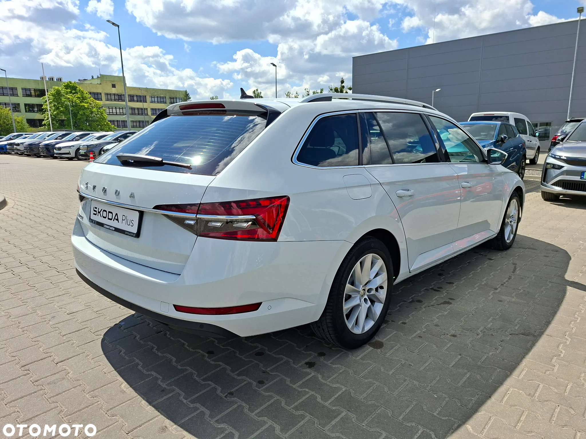 Skoda Superb 2.0 TDI SCR Ambition DSG - 6