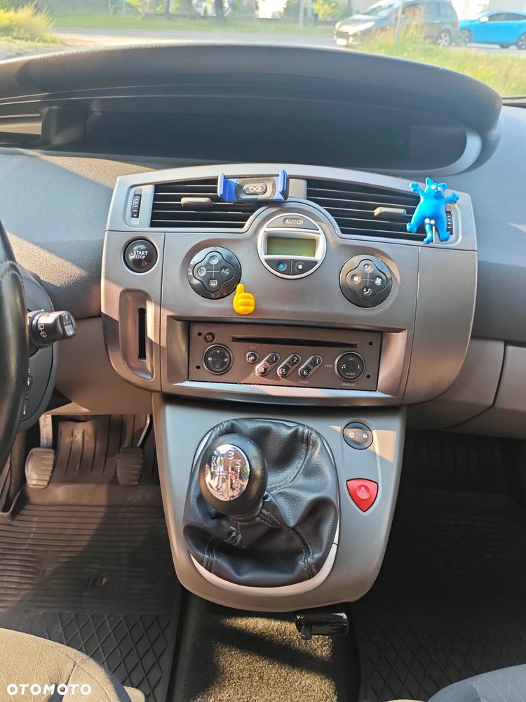Renault Scenic 1.9 dCi Confort Authentique - 16