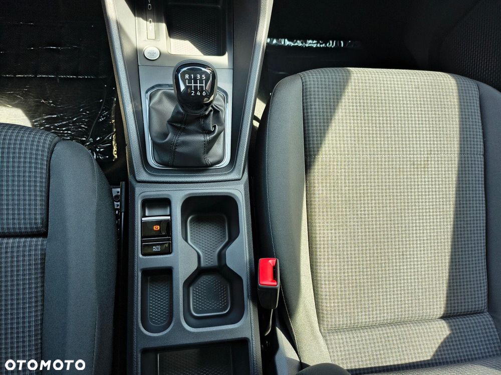 Volkswagen Caddy Caddy 2,0 l TDI EU6 SCR 102 KM / skrzynia biegów: manualna 6-biegowa rozstaw osi: 2755 mm - 23