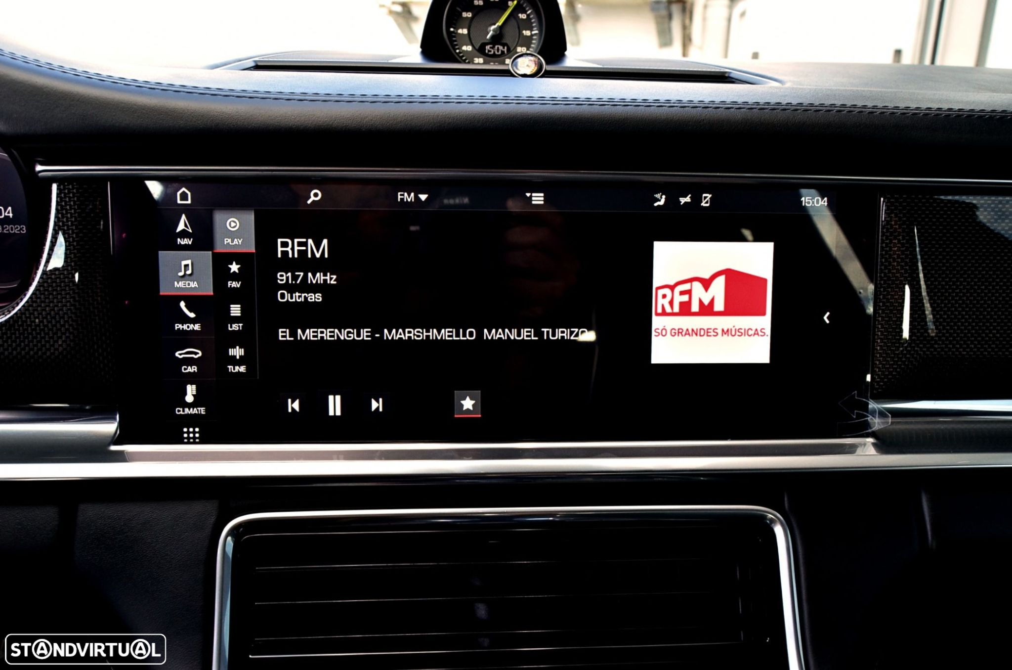 Porsche Panamera 4 E-Hybrid - 27