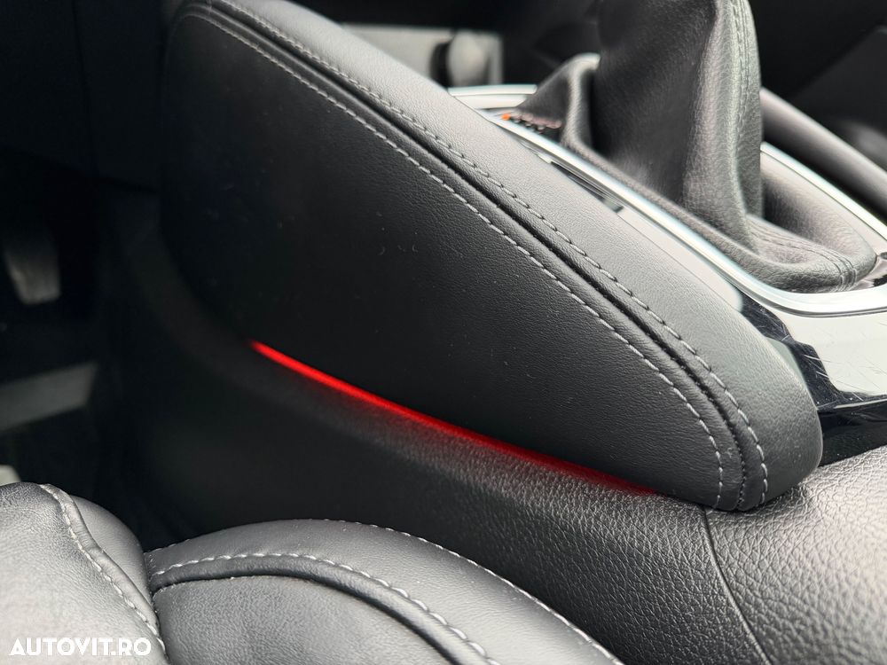 Nissan Qashqai 1.6 DCI Xtronic TEKNA+ - 31