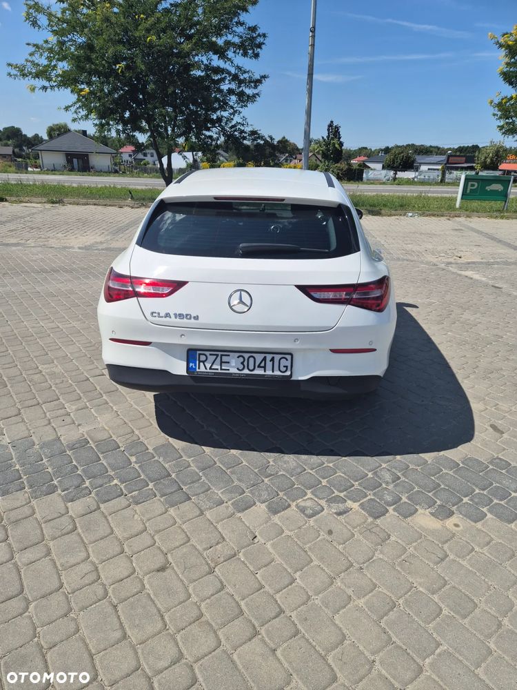 Mercedes-Benz CLA 180 d 8G-DCT - 8
