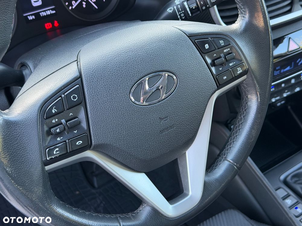 Hyundai Tucson blue 1.6 CRDi 2WD Style - 32