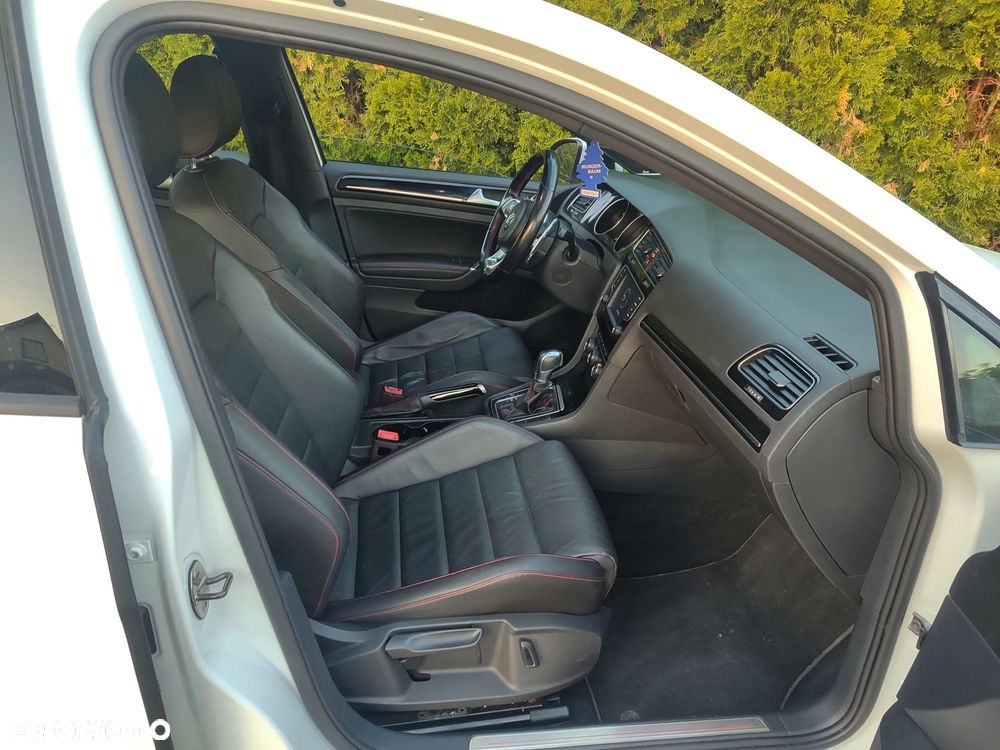 Volkswagen Golf GTI (BlueMotion Technology) DSG - 20