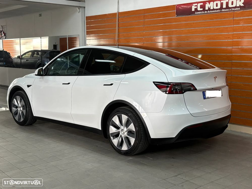 Tesla Model Y RWD - 6