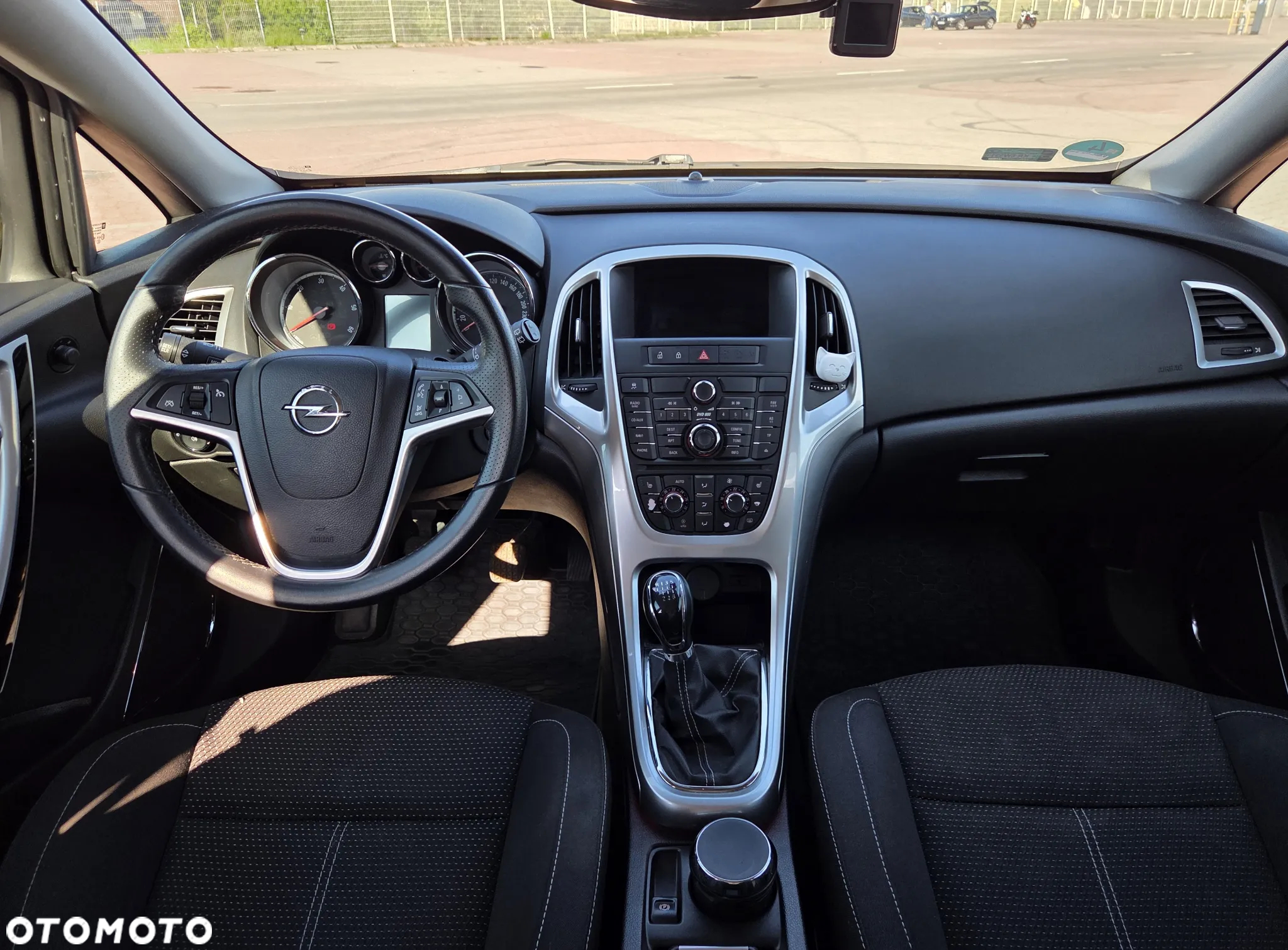 Opel Astra IV 2.0 CDTI Cosmo - 14