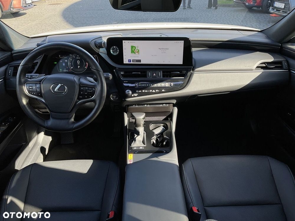 Lexus ES 300h Business Edition - 9