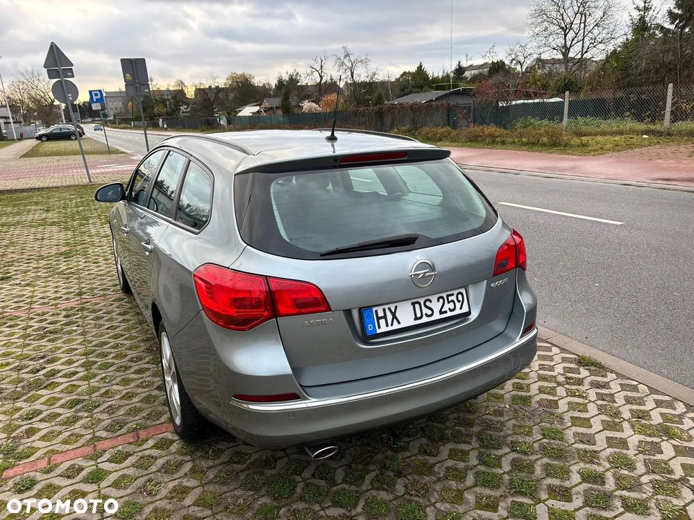 Opel Astra - 4