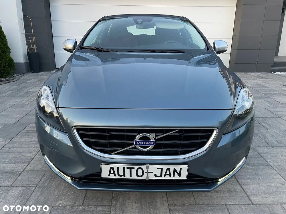 Volvo V40 D2 Summum - 29