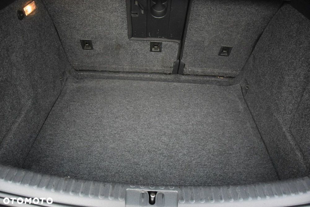 Volkswagen Tiguan - 19