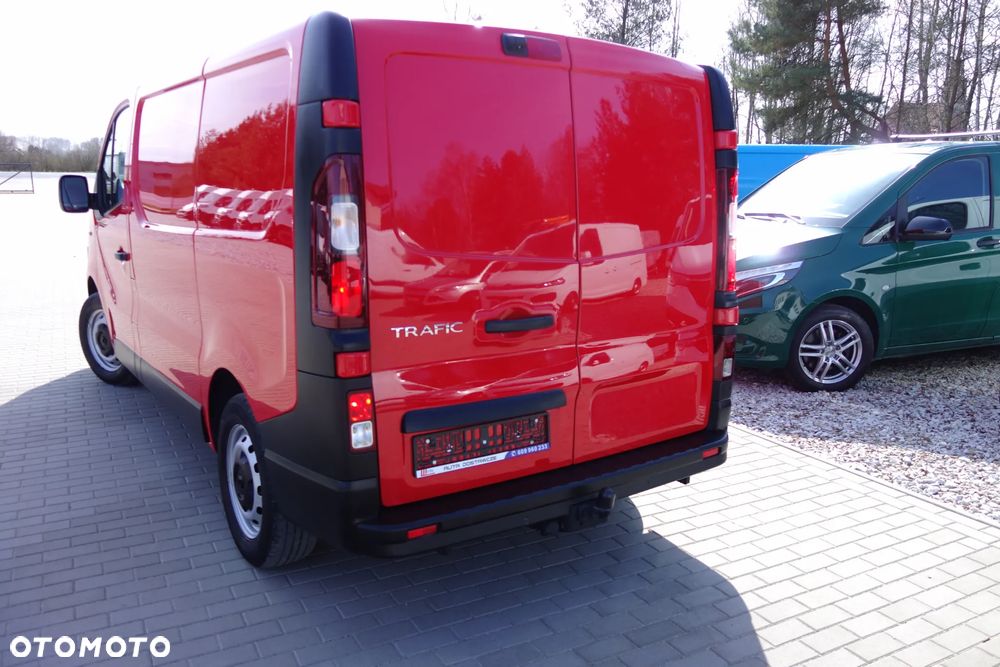 Renault Trafic 2.0 DCI  120 KM L1H1 Klima Kamera Webasto Ledy - 4
