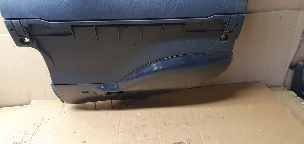 Schowek pasażera Europa Audi A4 B7 8E1857035D - 3