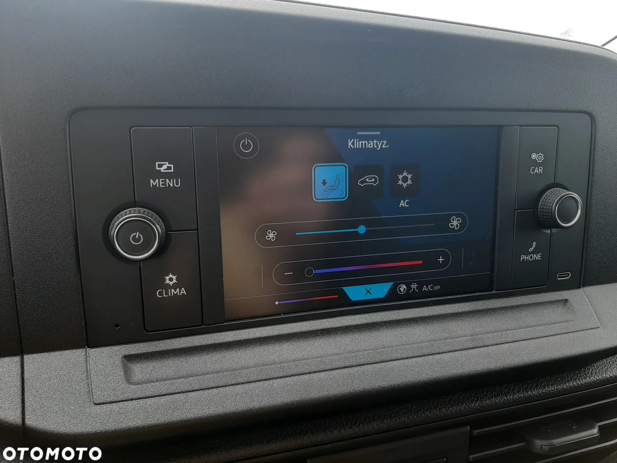 Volkswagen Caddy - 26