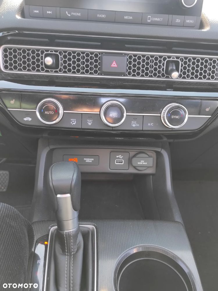 Honda Civic 1.5 i-VTEC Turbo CVT Prestige - 16