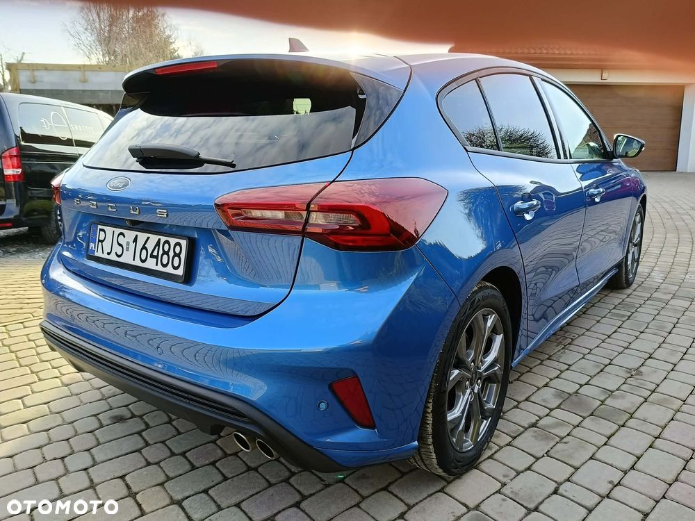 Ford Focus 1.0 EcoBoost Hybrid ST-LINE X - 6