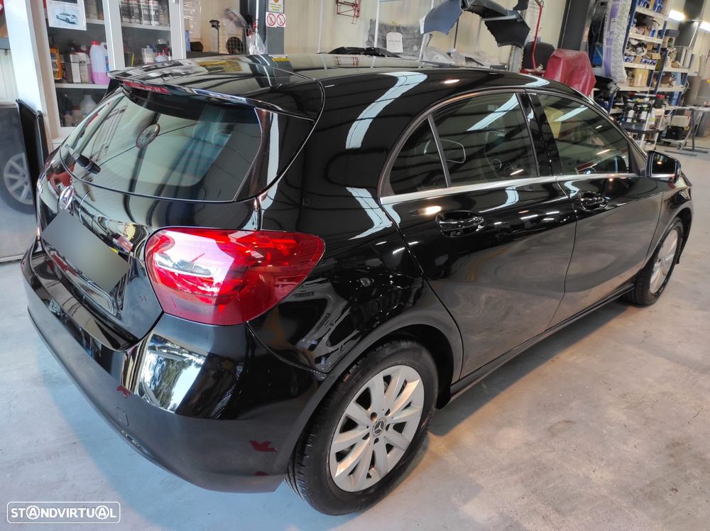 Mercedes-Benz A 180 Dynamic Edition - 3