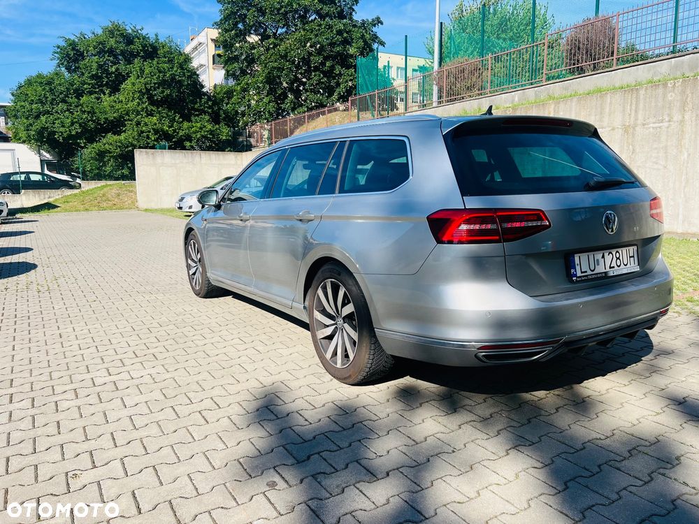 Volkswagen Passat 2.0 TDI SCR 4Motion DDG Highline - 4