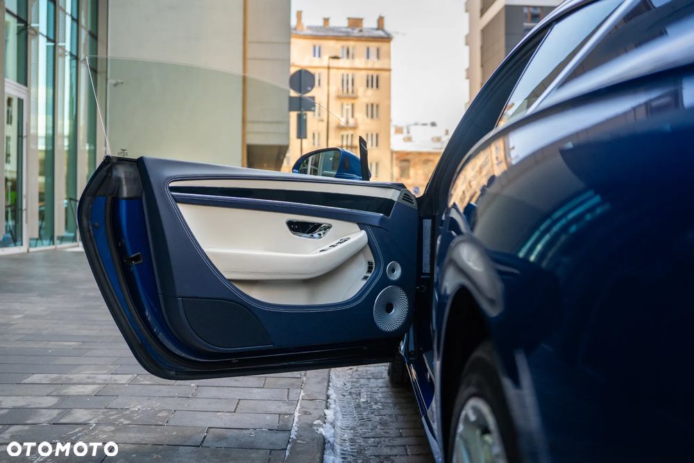 Bentley Continental GT - 14