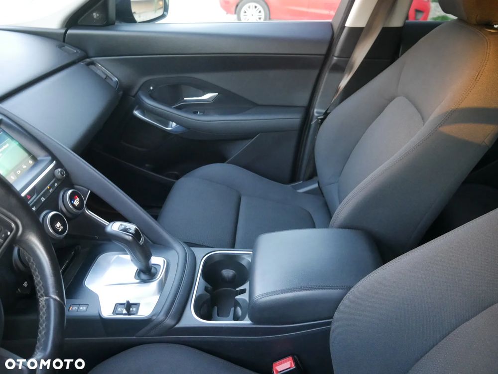 Jaguar E-Pace 2.0 i4D AWD SE - 10