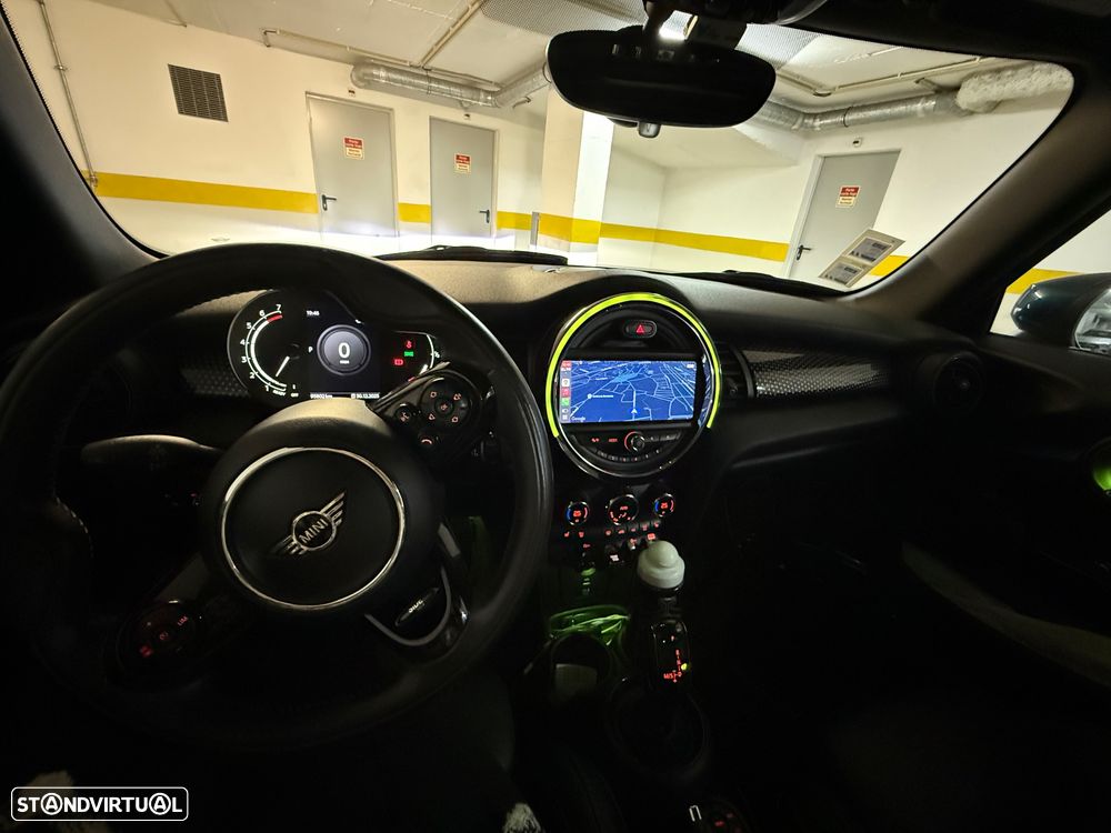 MINI Cabrio Cooper Premium Sidewalk Special Edition Auto - 17