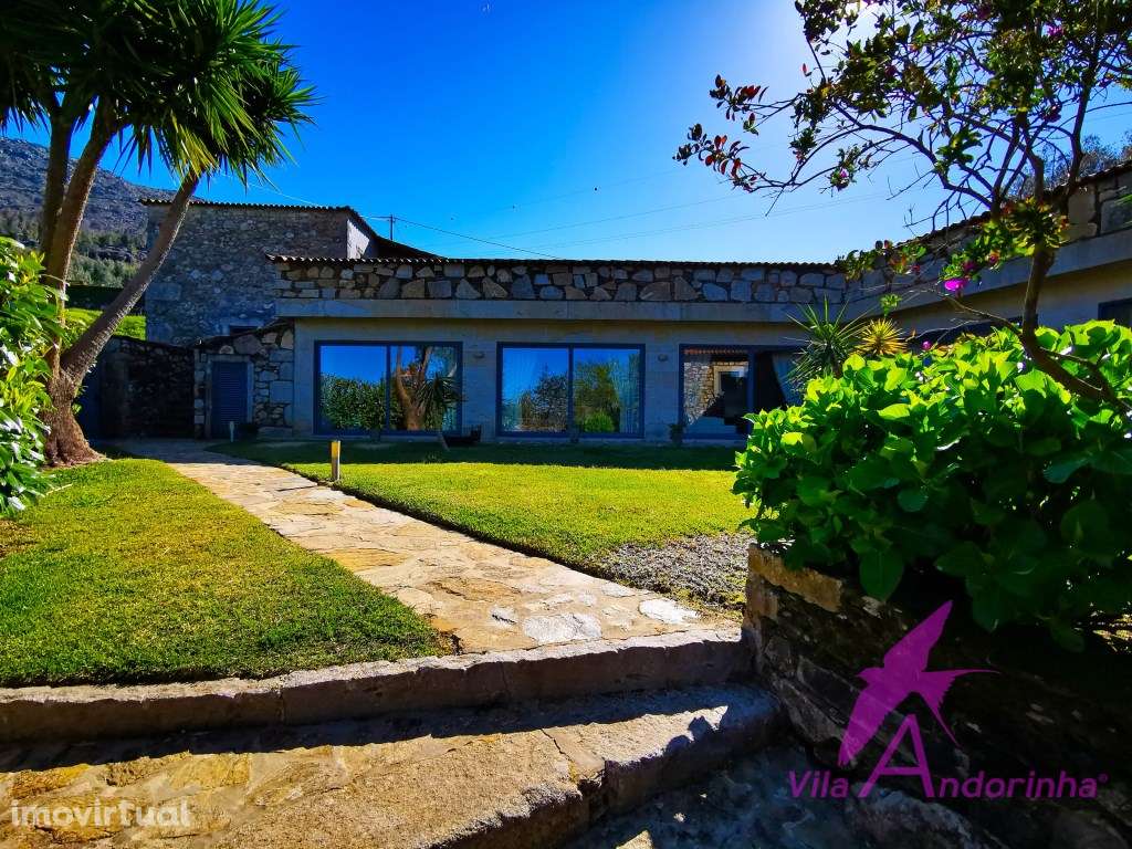 Quinta em pedra com cerca de 700 m2, Alojamento local e Eventos - Grande imagem: 5/34