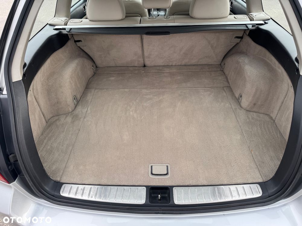 Subaru Outback 3.0 H6 - 25
