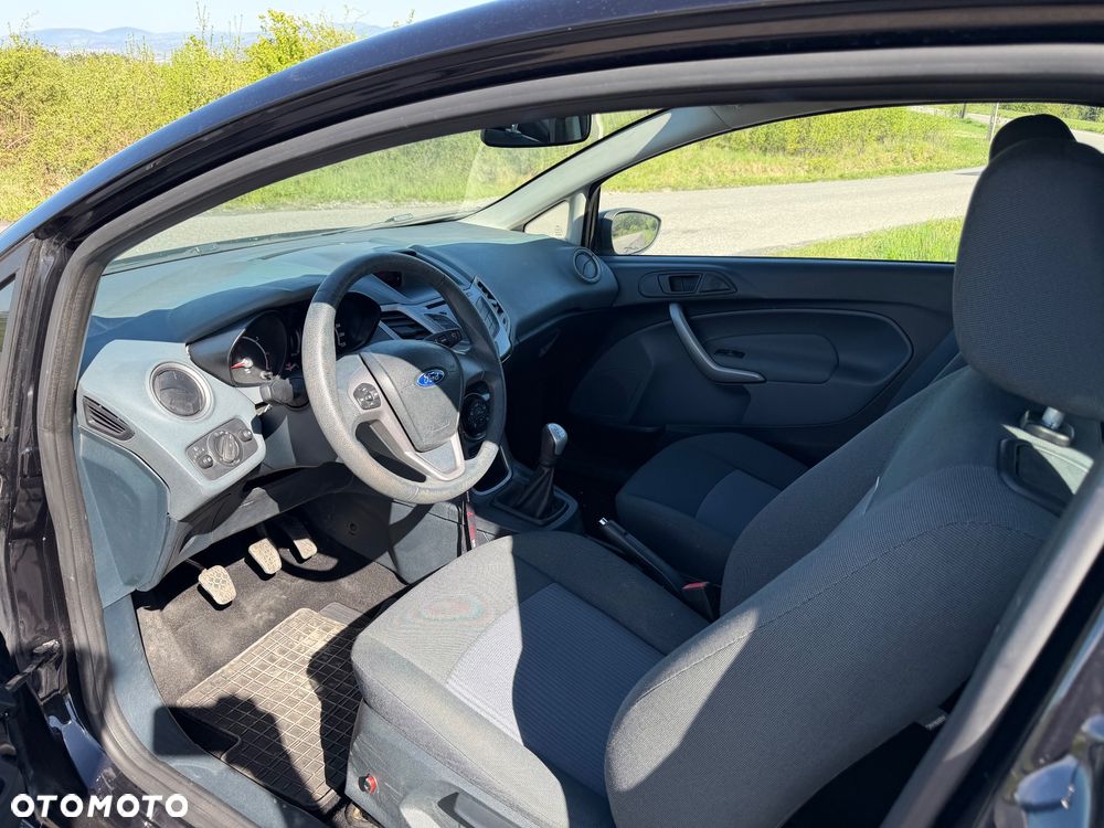 Ford Fiesta 1.25 Trend - 10