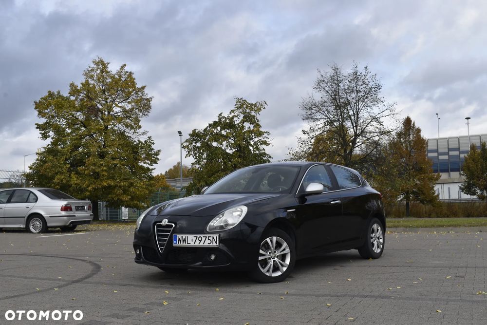 Alfa Romeo Giulietta 2.0 JTDM Distinctive - 1