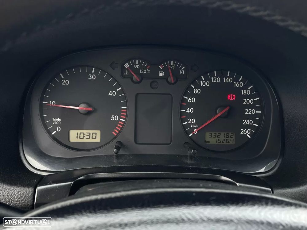 VW Golf Variant 1.9 TDi Highline - 14