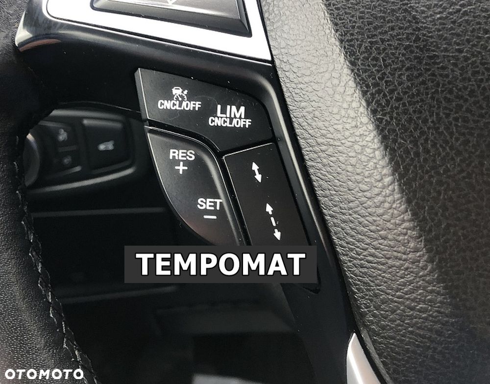 Ford S-Max 2.0 EcoBlue Titanium - 26