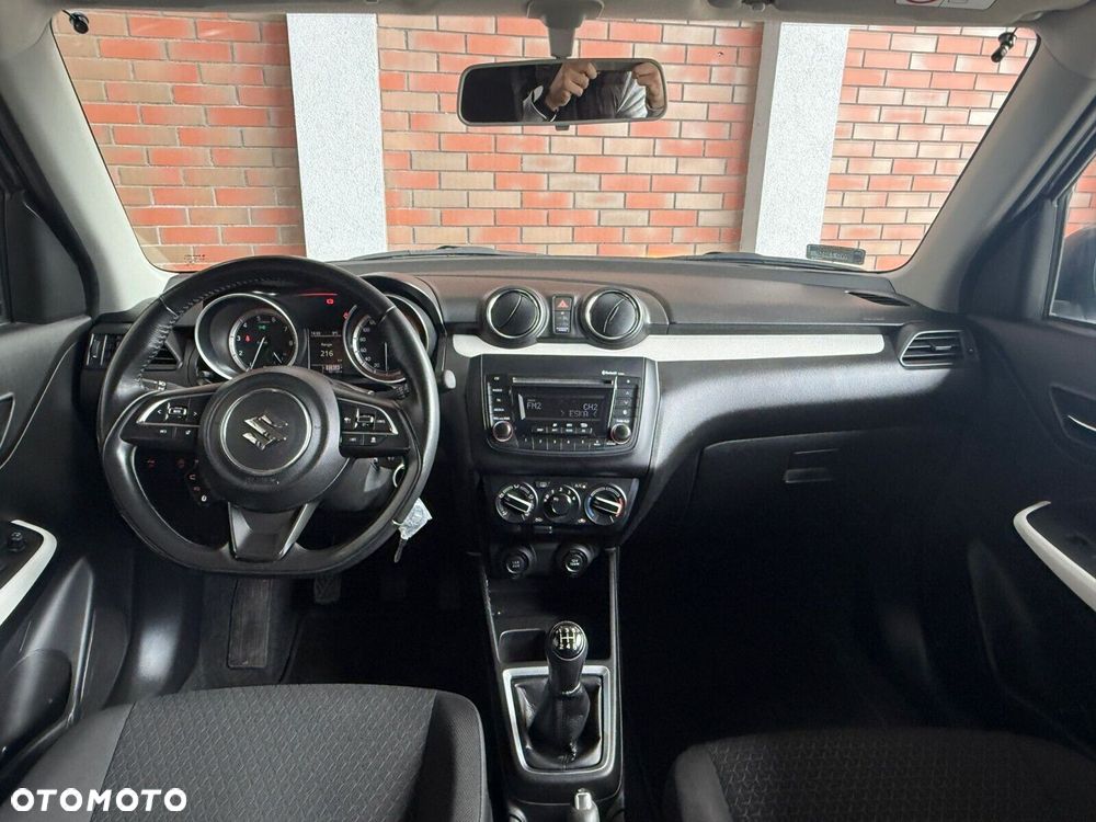 Suzuki Swift - 17