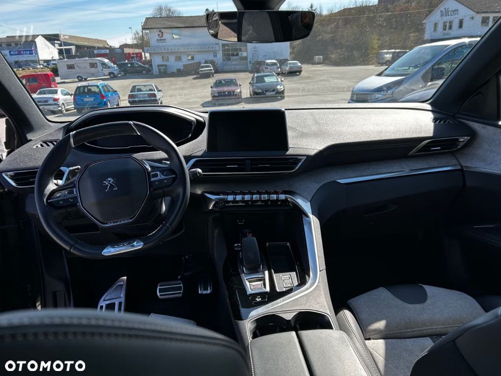 Peugeot 3008 1.6 PureTech HYbrid4 GT S&S EAT8 - 8