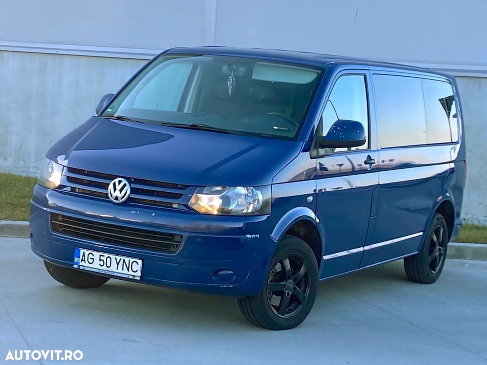 Volkswagen Caravelle - 8